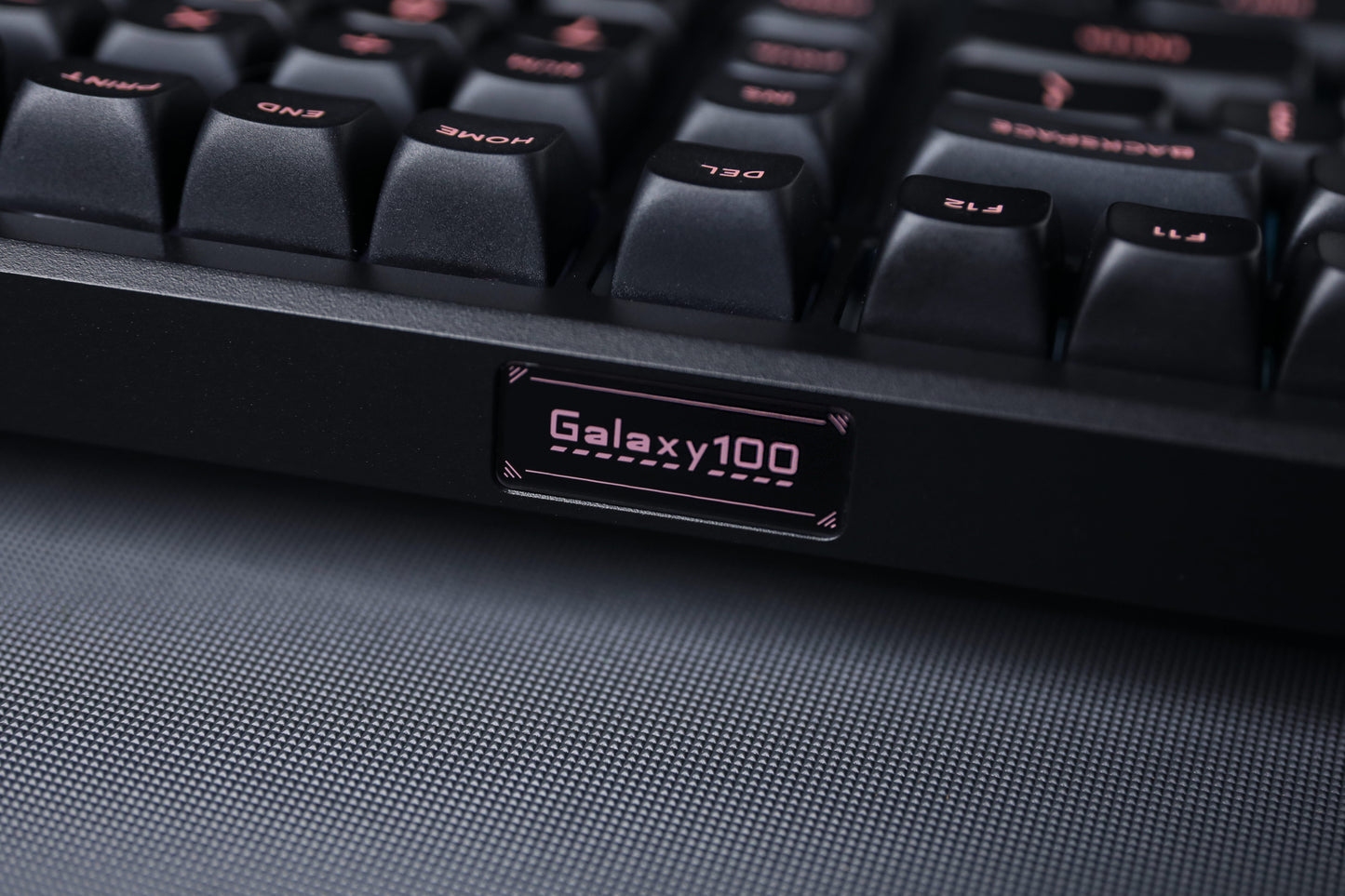 EPOMAKER Galaxy 100 Black Wisteria Linear Switch