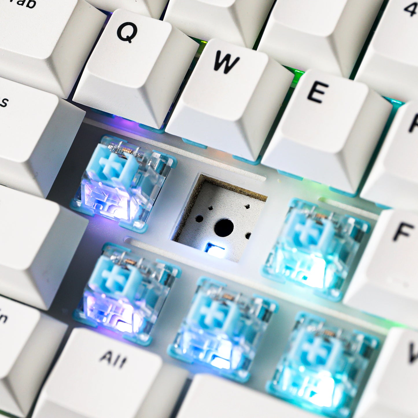 EPOMAKER TH85 White Black Milk Blue Switch