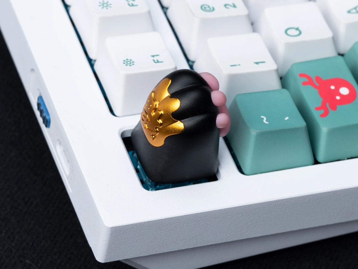 Silicone Kitty Paw Aluminum Alloy Artisan Keycap-Black